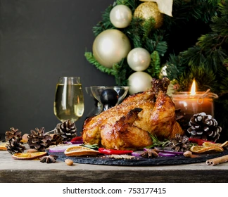 roast-chicken-turkey-christmas-new-260nw-753177415